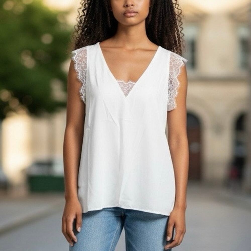 Lace Front Open Back White Silky Flutter Sleeve Top sz L